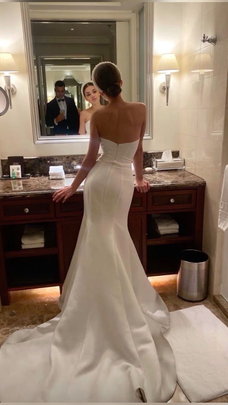 Mermaid Strapless Simple Wedding Dress Long Bridal Gown S6181