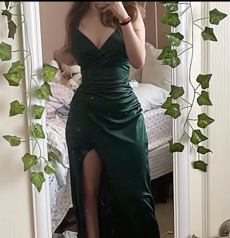 Dark Green V neck Long Sexy Prom Dresses S6402