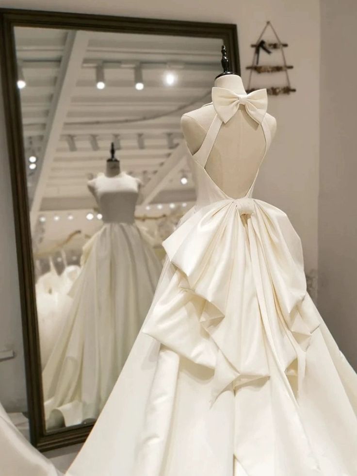 Elegant ivory a line backles satin long wedding dress S6405