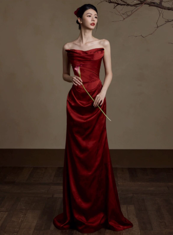 French Retro Burgundy Mermaid Strapless Long Dress with Ribbon Trim Quinceanera Dress Evening Dress RS043