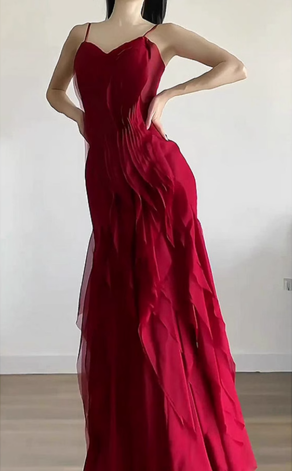 French style beautiful red sling bottom dress high-end slim fit princess dress R1654