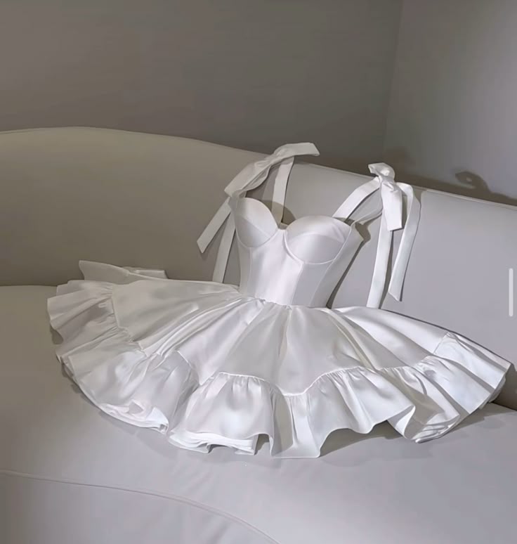 White suspender bandeau princess fluffy skirt homecoming dress R2540