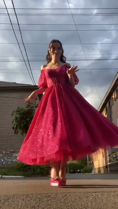 Saprkly Tulle Puffy Women's Prom Gown Red Corset Maxi Evening Dress — Fall Outfit 2026 New RS3134