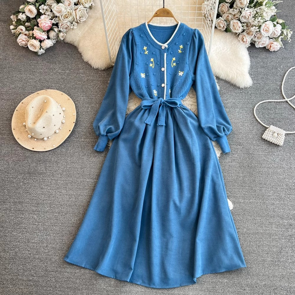long-sleeved round neck embroidered knitted round neck mid-length a-line dress for women S4339