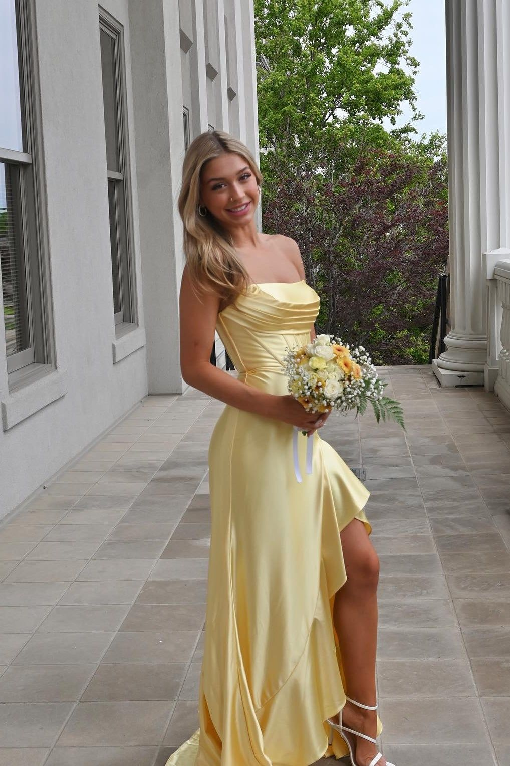 Vibrant Silky Women's Prom Gown Pastel Yellow Corset Hi-Lo Evening Dress Birthday Dress — Fall Outfit 2026 New RS3140