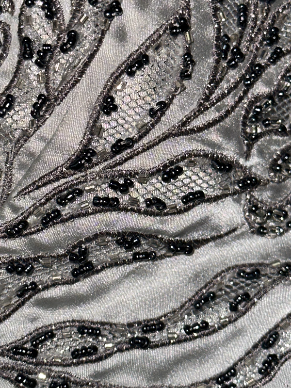 White halter-neck, fitted waist, elegant long ball gown R6976