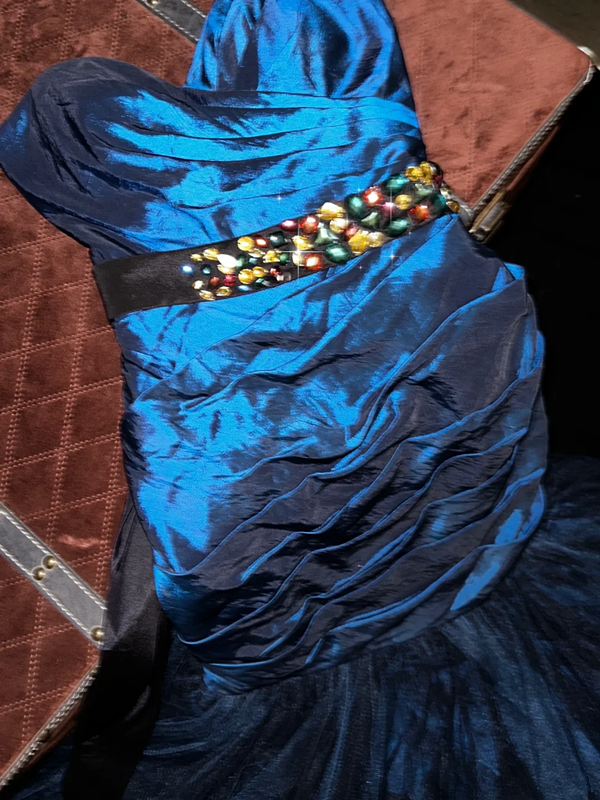 Navy blue strapless, fitted waist, bodycon long ball gown R7057