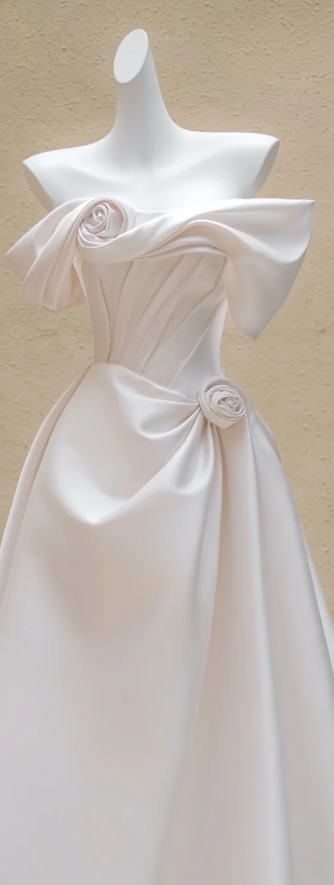 White satin one-shoulder slim waist long dress bridal gown R5745