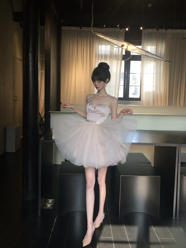 Pink suspender waist slim fit fluffy cake tulle skirt short skirt homecoming dress R5086