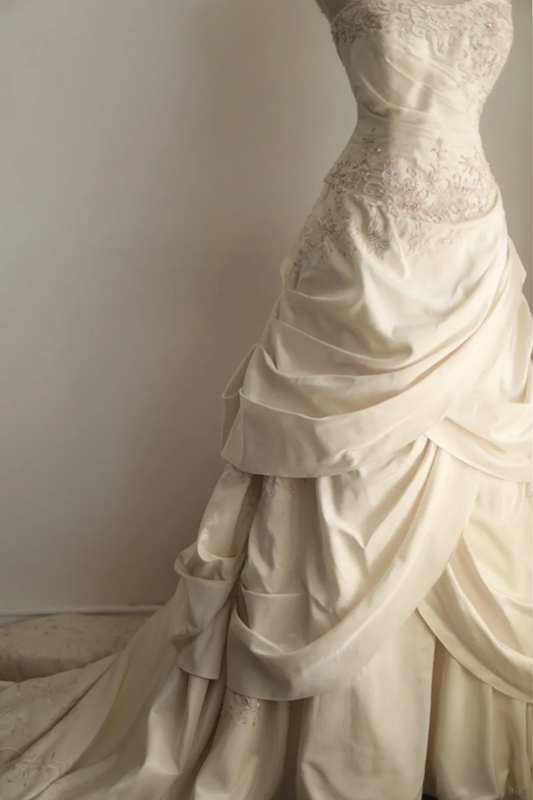 Ivory white strapless fitted long ball gown, bridal dress R6818