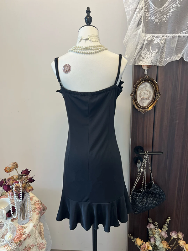 Black halter neckline 3D flower design slim waist sexy ruffle skirt homecoming dress R4318