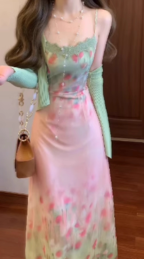 Beautiful little skirt gentle temperament green floral suspender dress R0683