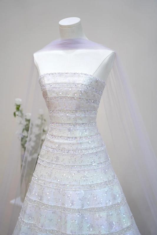 White strapless fitted waist slim-fitting long ball gown with a purple full skirt R8897