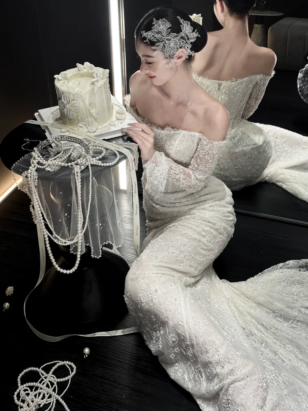 White strapless lace waist slim fishtail skirt floor-length wedding dress R6042