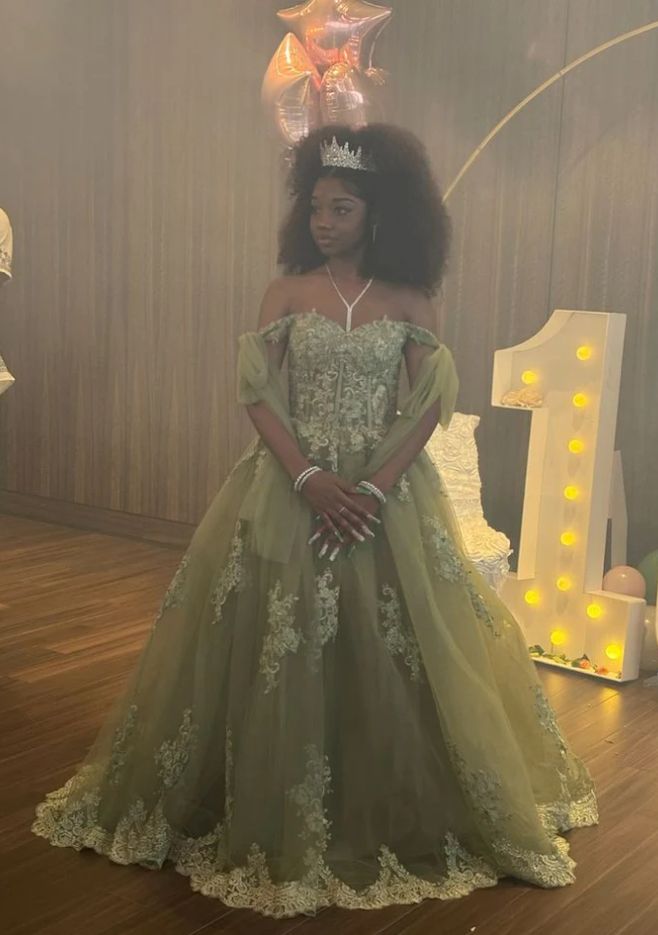 Green one-shoulder embroidered waist slim fit long skirt dress, prom dress R5391