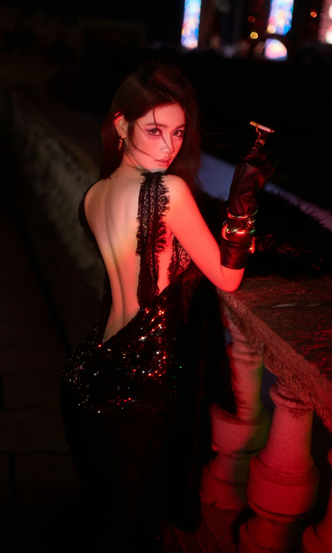 Black sequined sequined long ball gown with a lace neckline, fitted waist, and hip-hugging design R7060