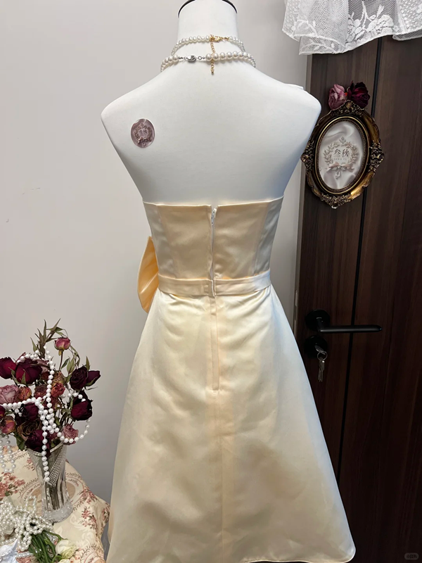 Champagne color tube top slim waist bow design short skirt homecoming dress R4320