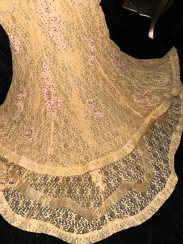 Gold sleeveless lace fitted fishtail sexy long ball gown R6902