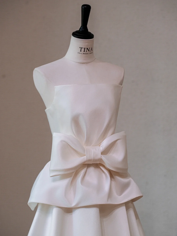 White satin waist bow design A-line maxi bridal gown R5710