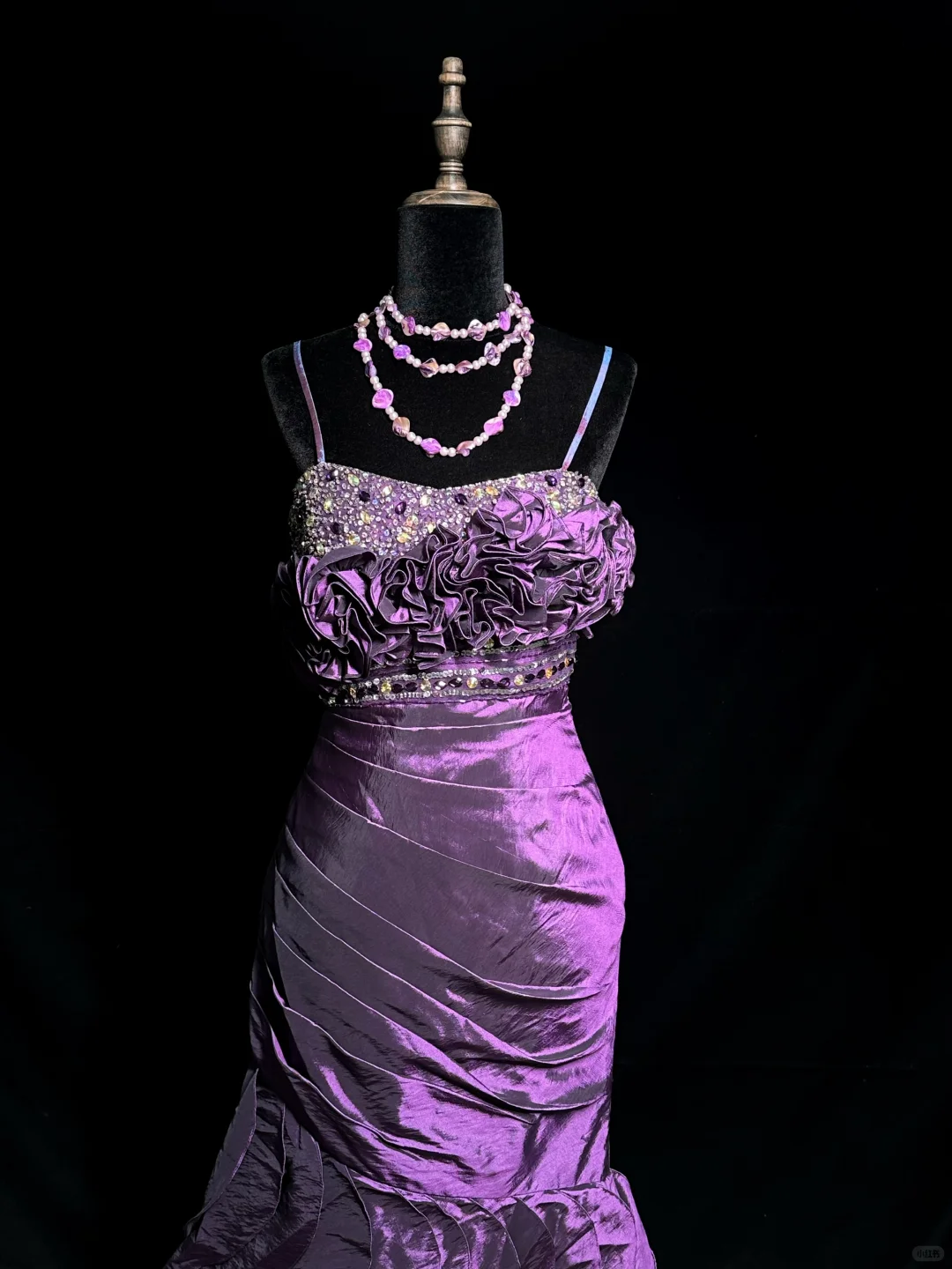 Purple halter-neck, fitted, sexy bodycon long ball gown R8669