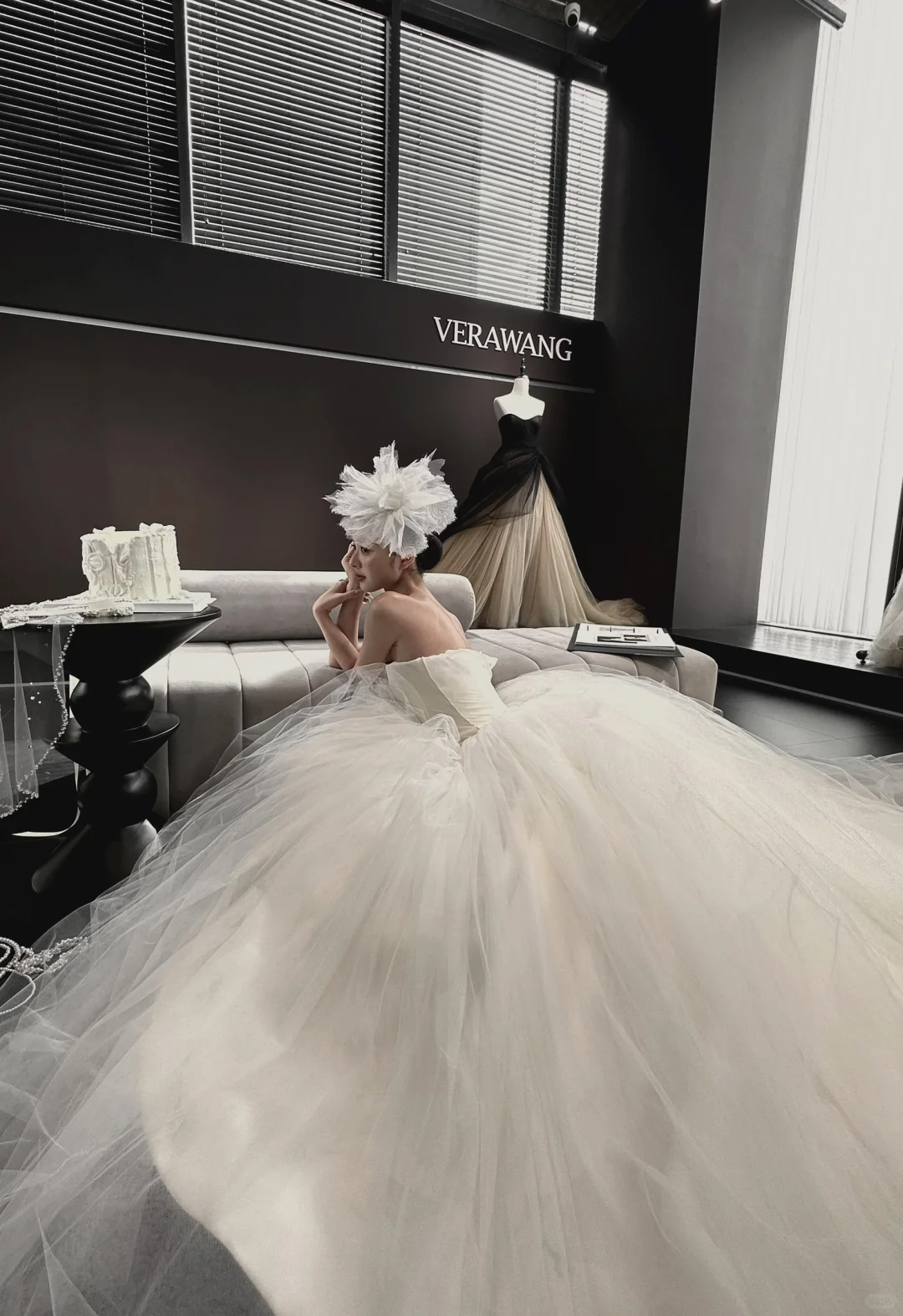 White tube top waist fluffy skirt tulle bridal dress R6047