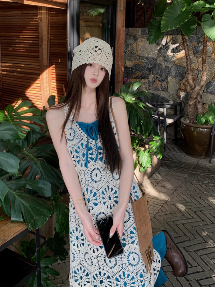 Fairy simple and elegant French blue suspender dress v-neck hollow woven knitted cardigan suit R1760