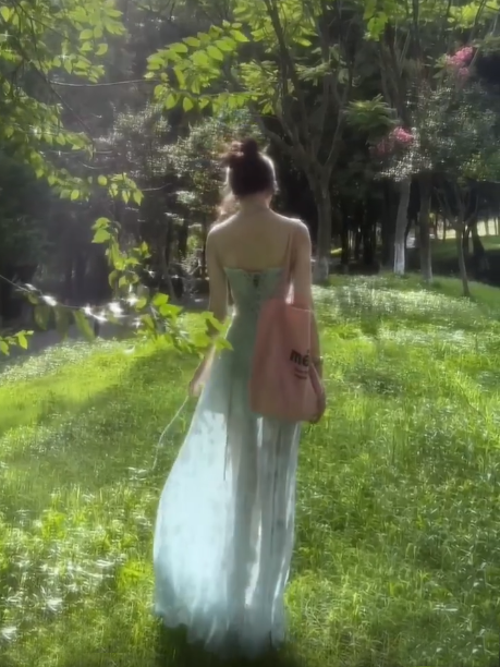 Suspender dress beautiful floral waist temperament long skirt R0676