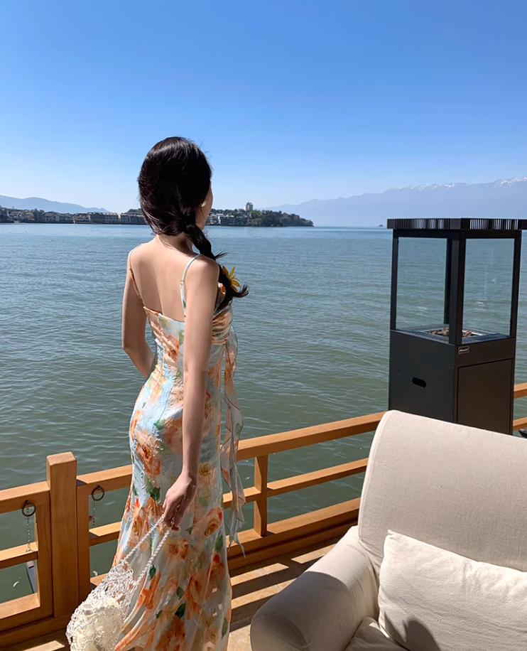 Retro floral suspender dress, beautiful temperament beach dress R0602