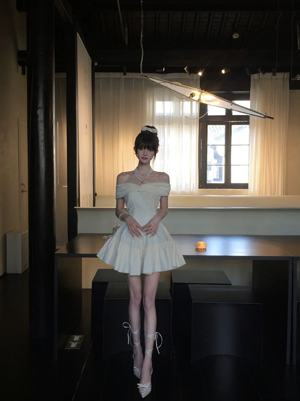 White gentle one-shoulder waist slim A-line short skirt homecoming dress R5092