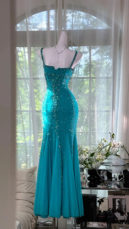 Lake blue halter-neck fitted waist bodycon long ball gown R6545