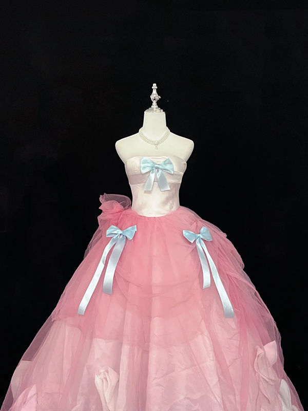 Light pink strapless, fitted waist, full skirt, long ball gown, bridal dress R9052