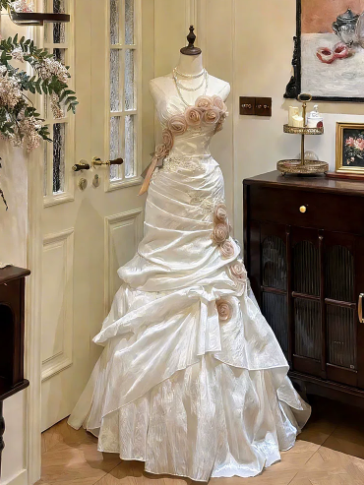 French Retro White Mermaid Strapless Applique Corset Maxi Wedding Dress RS318