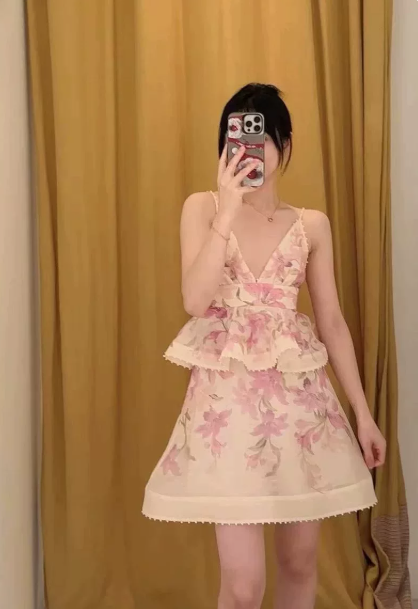 Sweet Blush Pink Floral A-Line V-neck Tiered Mini Prom Dress Homecoming Dress RS314