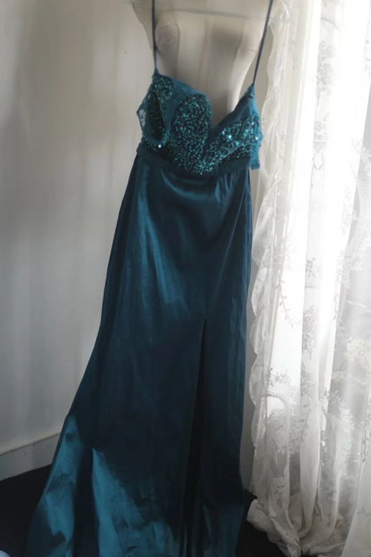 Dark green sequined halter-neck fitted long ball gown R6786