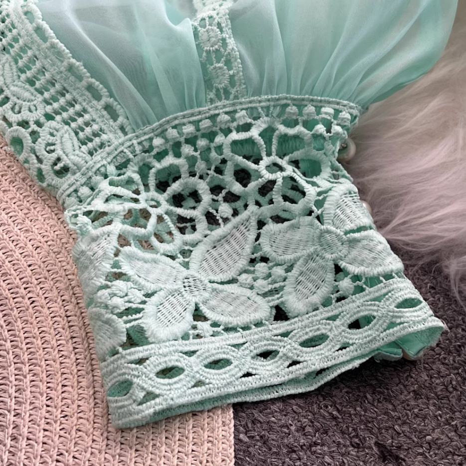 French retro palace style temperament long sleeves V-neck waist slim lace splicing mesh dress fairy skirt R0314