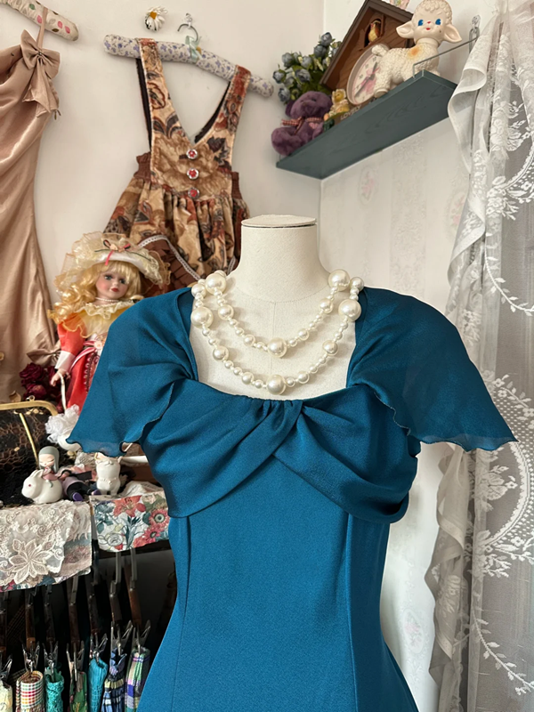 Dark blue square-neck, fitted A-line long dress, ball gown R6310