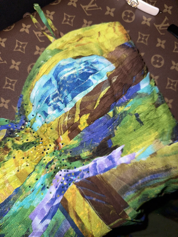 Yellow-green halter-neck high-waisted elegant long ball gown R6950