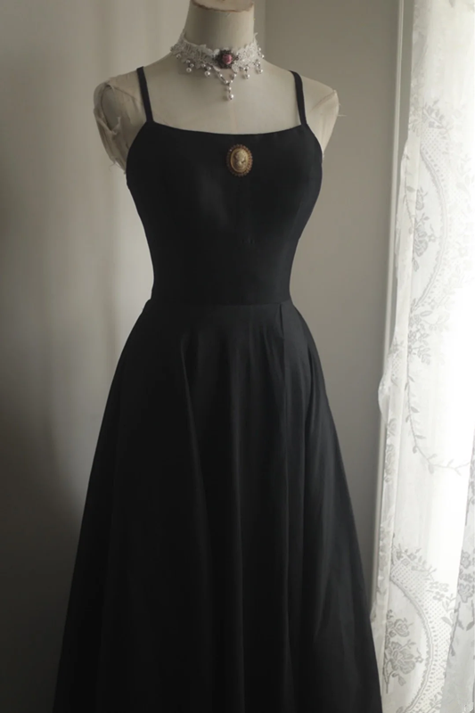 Black halter-neck fitted long ball gown R6791