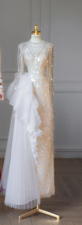 Light Pink Long-Sleeve Sequin Fitted-Waist Slim-Fit Elegant Long Prom Gown / Bridal Gown R5911