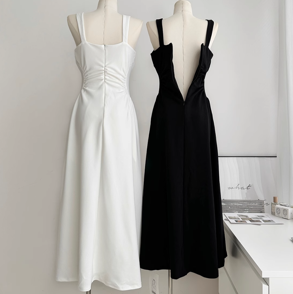 Suspender dress 2025 new square neck French waist niche long skirt R2077