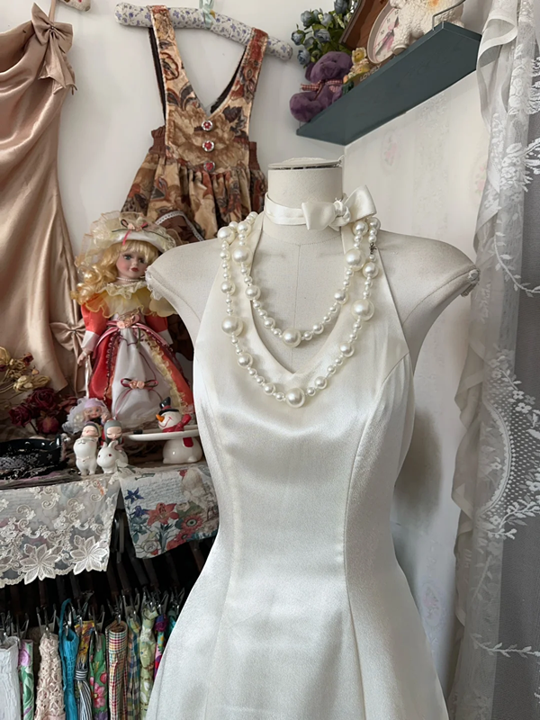 White halter neck satin waist slim fit A-line temperament sexy long skirt ball gown R6194