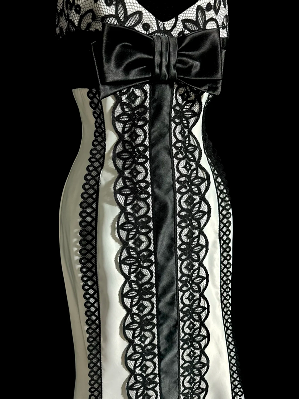 White halter-neck fitted sexy lace long ball gown R6647