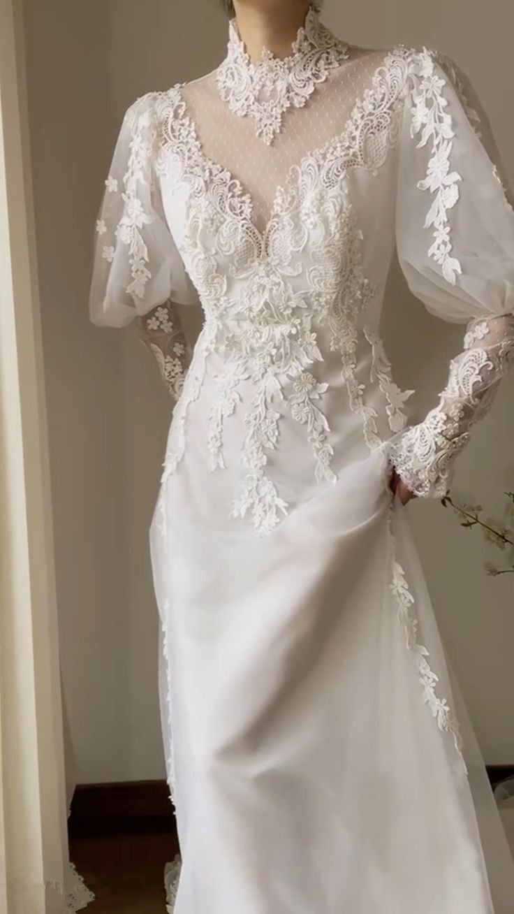 White Tulle Lace Long Sleeves Wedding Dress S6941