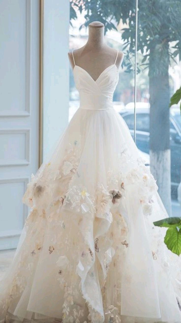 Gorgeous Lace Evening Dresses Long Prom Dresses Wedding Dress S1603