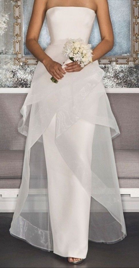 Strapless White wedding dress Elegant Princess Bridal Gown S7047