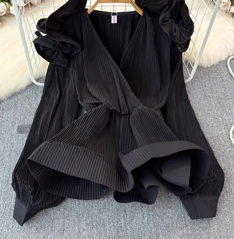 Ruffled waist shirt 2025 niche design three-dimensional petal waist cover meat slim top trend R0390