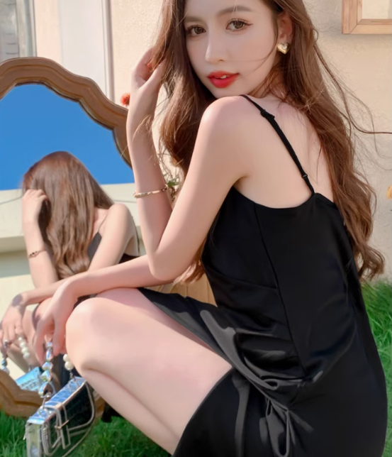 High-grade satin sexy V-neck dress 2025 new French slit irregular suspender skirt R1554