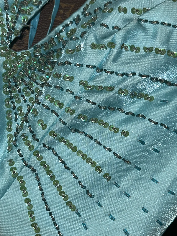 Light blue halter-neck fitted mermaid long ball gown R6994