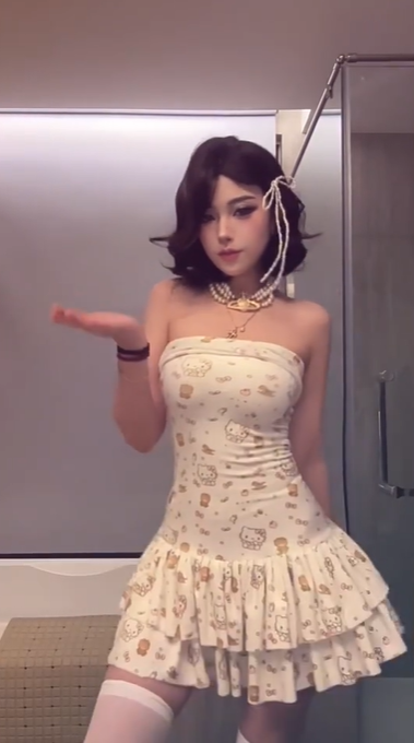 French style printed tube top dress for women with slim waist and cake-like puffy short skirt R3139