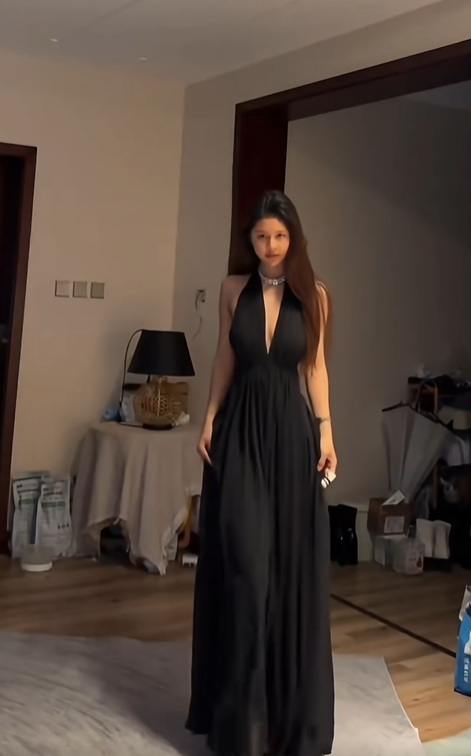 Black Halter Neck V-Neck Waist-Cinched Fitted Floor-Length Elegant Prom Dress R7115